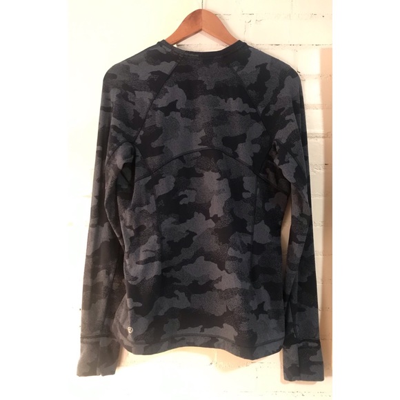 SOLD Lululemon Womens Blue Black Camo Runderful Long Sleeve Sz 12 EUC - Picture 7 of 11